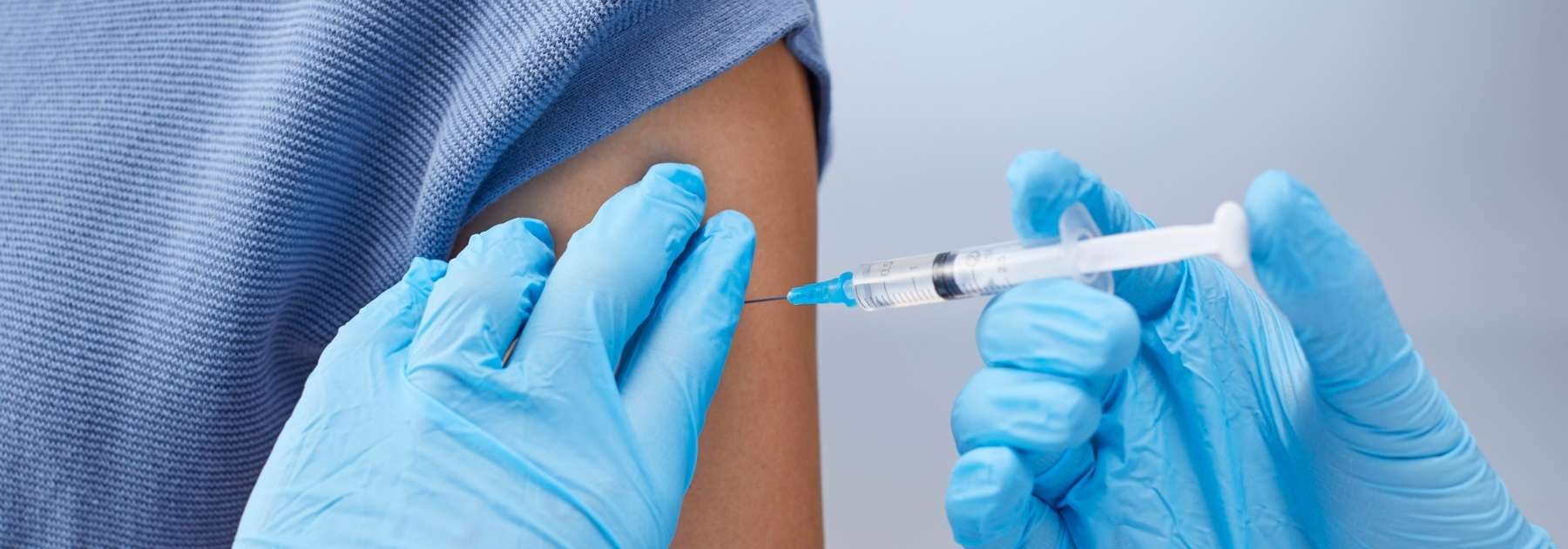 yellow fever vaccine side effects